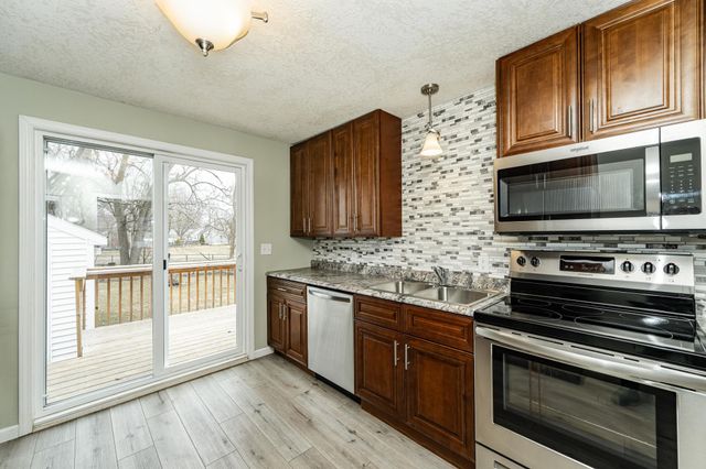 1016 6th Avenue NW, Rochester, MN 55901