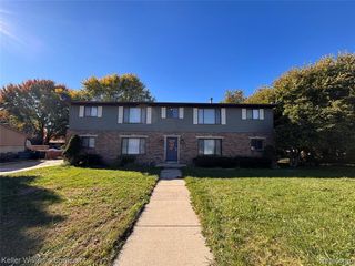 39471 #2 Jefferson Avenue, Harrison Twp, MI 48045