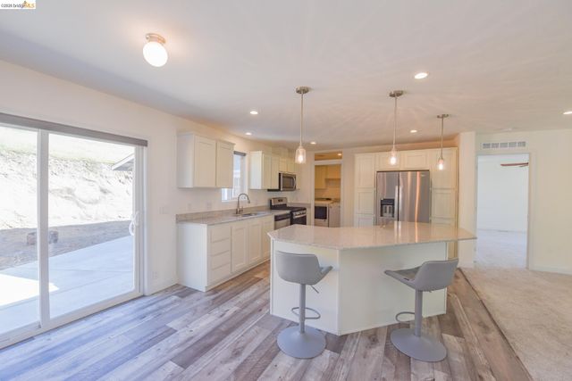 16800 Amy Drive, Sonora, CA 95370