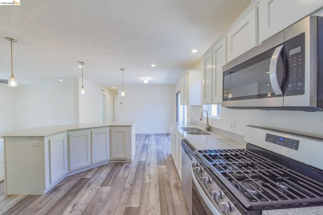16800 Amy Drive, Sonora, CA 95370