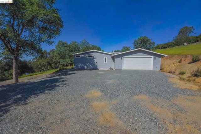 16800 Amy Drive, Sonora, CA 95370