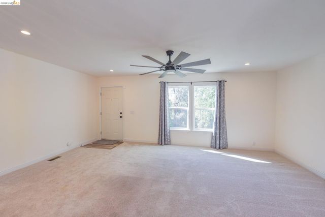 16800 Amy Drive, Sonora, CA 95370