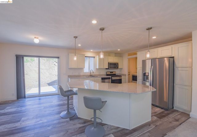16800 Amy Drive, Sonora, CA 95370
