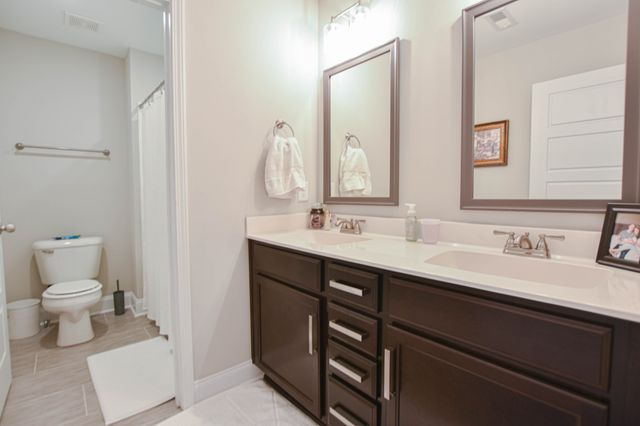 1046 Creek Way, Clarksville, TN 37042