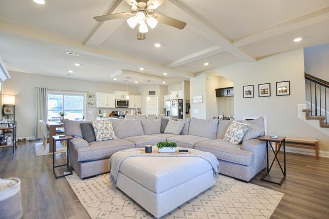 1046 Creek Way, Clarksville, TN 37042