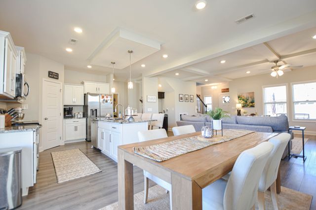 1046 Creek Way, Clarksville, TN 37042