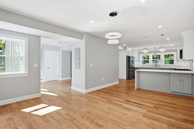 16 Old Cambridge Turnpike, Lincoln, MA 01773