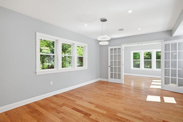 16 Old Cambridge Turnpike, Lincoln, MA 01773