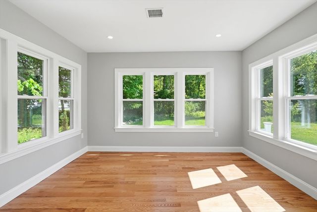 16 Old Cambridge Turnpike, Lincoln, MA 01773