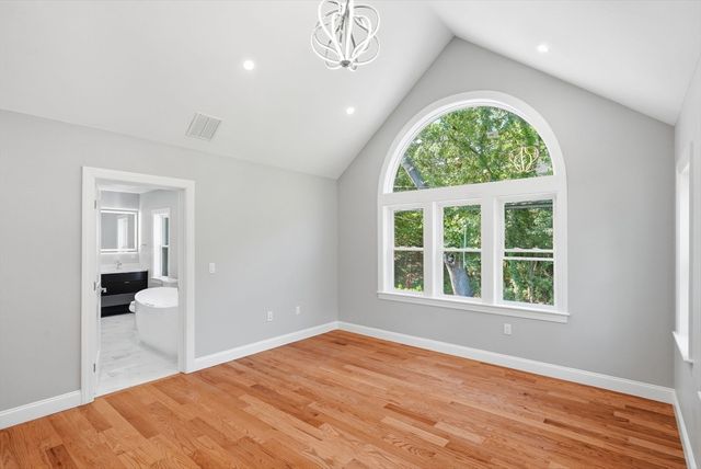 16 Old Cambridge Turnpike, Lincoln, MA 01773