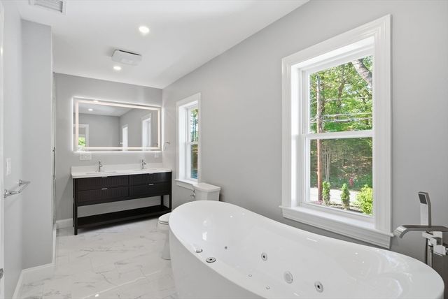 16 Old Cambridge Turnpike, Lincoln, MA 01773