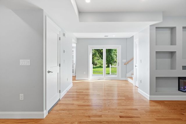 16 Old Cambridge Turnpike, Lincoln, MA 01773