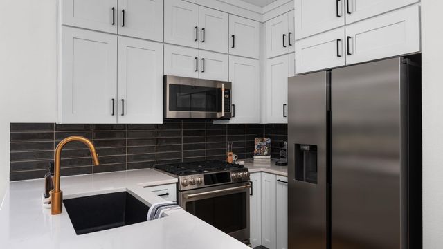 2913 Chennault ST, Austin, TX 78723