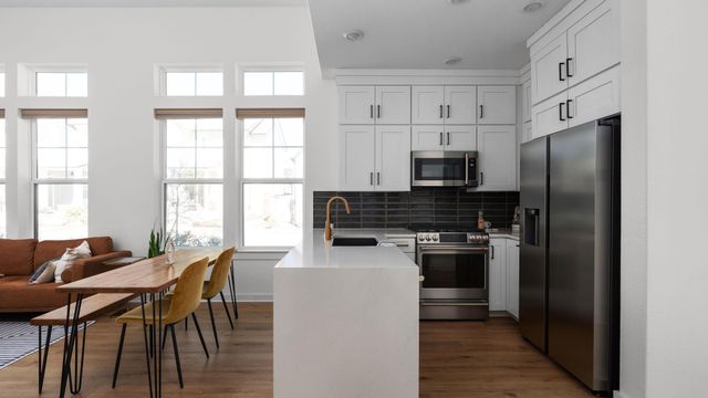 2913 Chennault ST, Austin, TX 78723