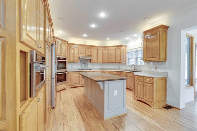 516 Foxcroft Road, Greenville, SC 29615