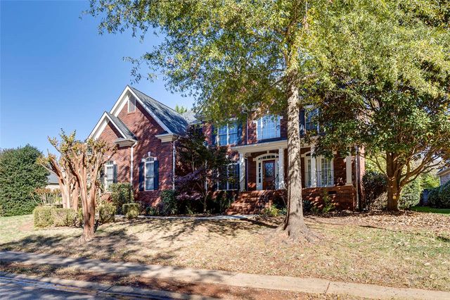 516 Foxcroft Road, Greenville, SC 29615