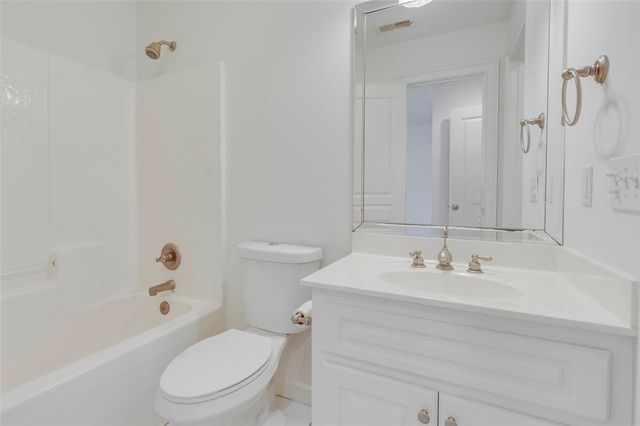 516 Foxcroft Road, Greenville, SC 29615