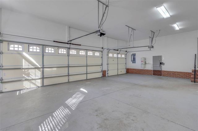 516 Foxcroft Road, Greenville, SC 29615