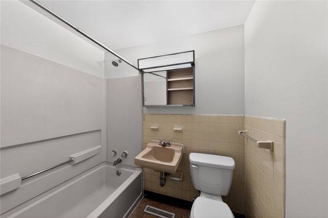 6119 Corsica Drive, Huber Heights, OH 45424