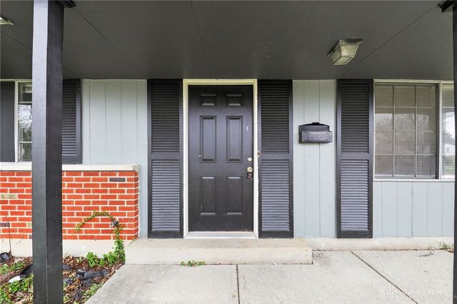 6119 Corsica Drive, Huber Heights, OH 45424