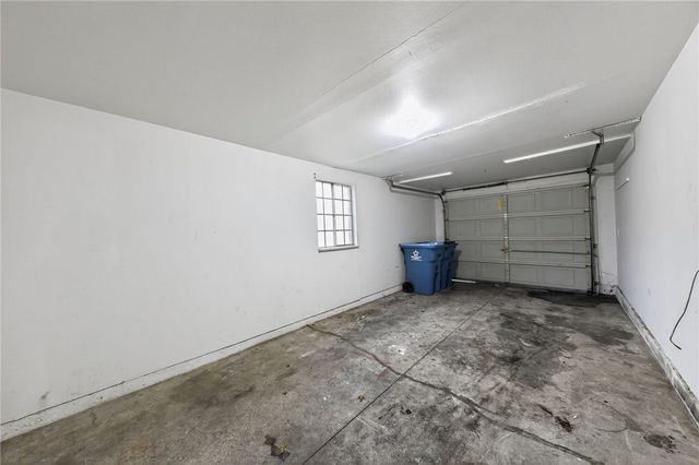 6119 Corsica Drive, Huber Heights, OH 45424