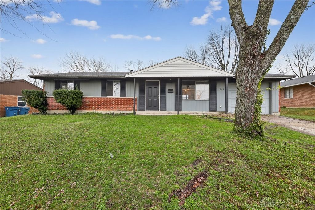 6119 Corsica Drive, Huber Heights, OH 45424