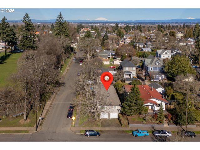 7106 N HODGE Ave, Portland, OR 97203