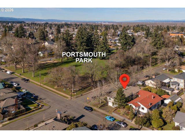 7106 N HODGE Ave, Portland, OR 97203