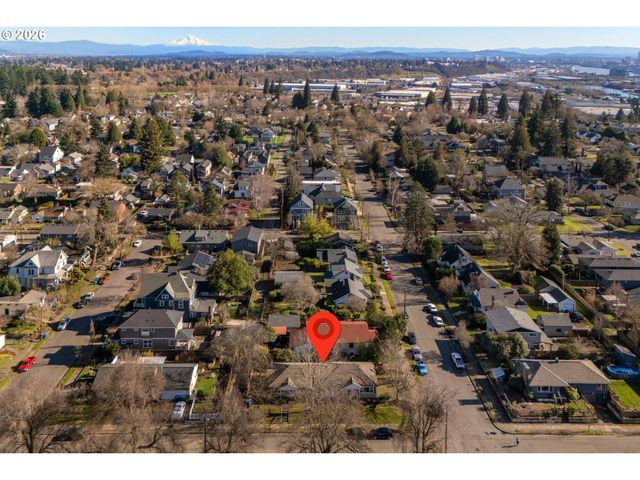 7106 N HODGE Ave, Portland, OR 97203