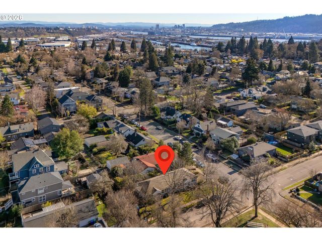 7106 N HODGE Ave, Portland, OR 97203