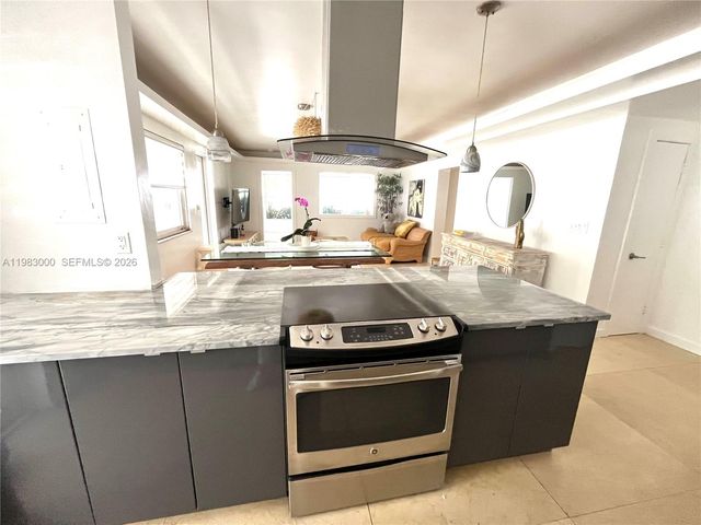 10190 Collins Ave 106, Bal Harbour, FL 33154