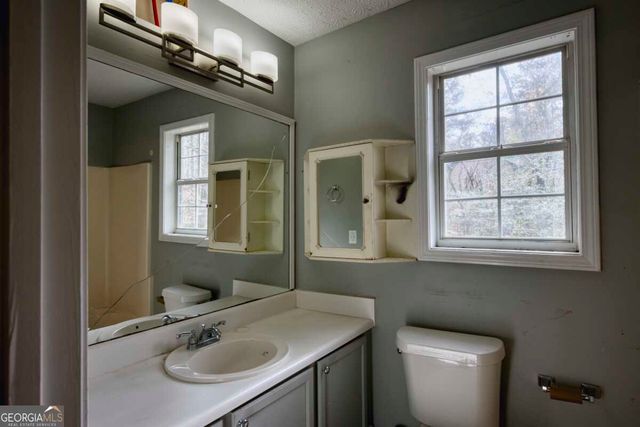 1679 Bullock Trail, Loganville, GA 30052