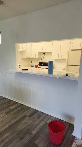 4174 Inverrary Drive 311, Lauderhill, FL 33319