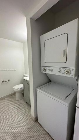 4174 Inverrary Drive 311, Lauderhill, FL 33319
