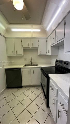 4174 Inverrary Drive 311, Lauderhill, FL 33319