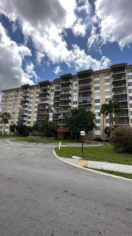 4174 Inverrary Drive 311, Lauderhill, FL 33319