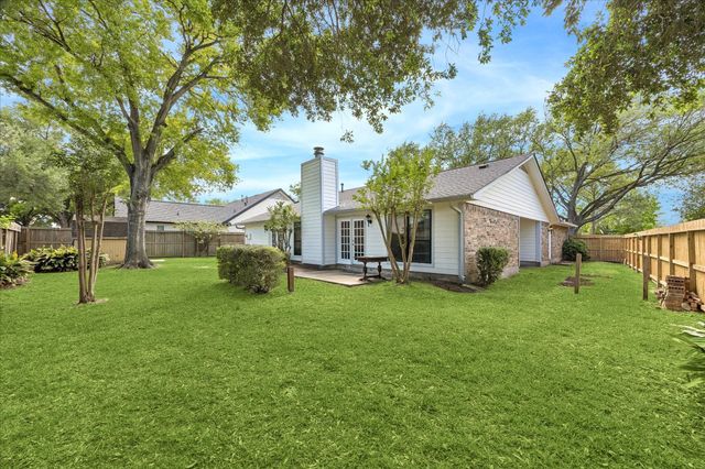 15403 Woodcote Court, Houston, TX 77062