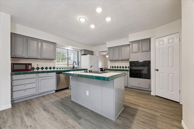 15403 Woodcote Court, Houston, TX 77062