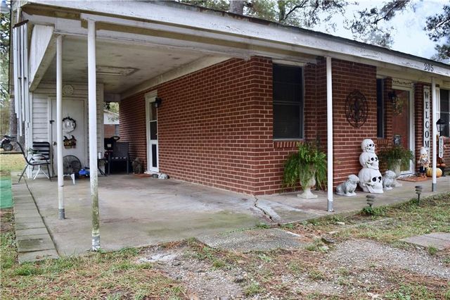 205 NALLEY Drive, Pineville, LA 71360