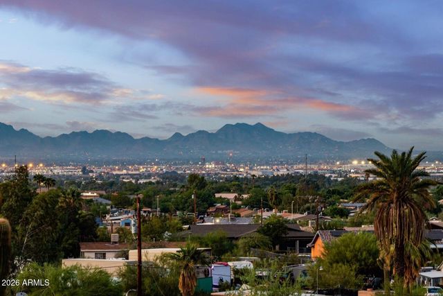 2515 E VALLEY VIEW Drive -, Phoenix, AZ 85042
