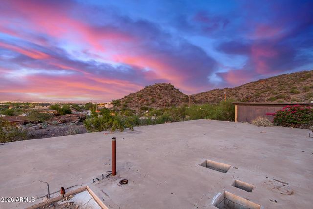 2515 E VALLEY VIEW Drive -, Phoenix, AZ 85042