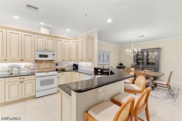 600 5th AVE S A-211, Naples, FL 34102