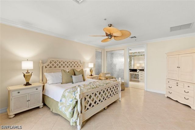 600 5th AVE S A-211, Naples, FL 34102