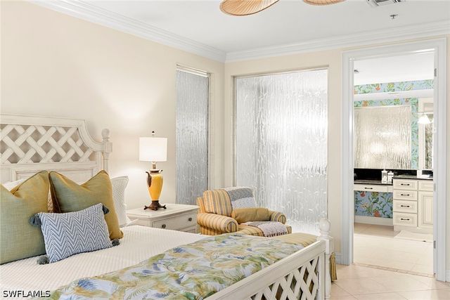 600 5th AVE S A-211, Naples, FL 34102