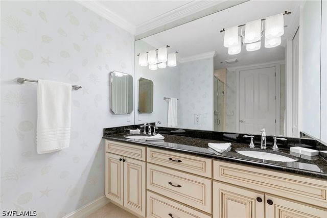 600 5th AVE S A-211, Naples, FL 34102