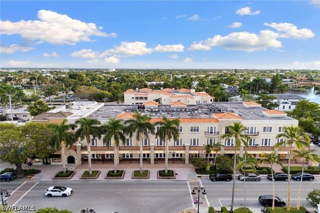 600 5th AVE S A-211, Naples, FL 34102
