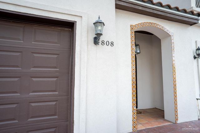 808 S 5th Street, Mcallen, TX 78501