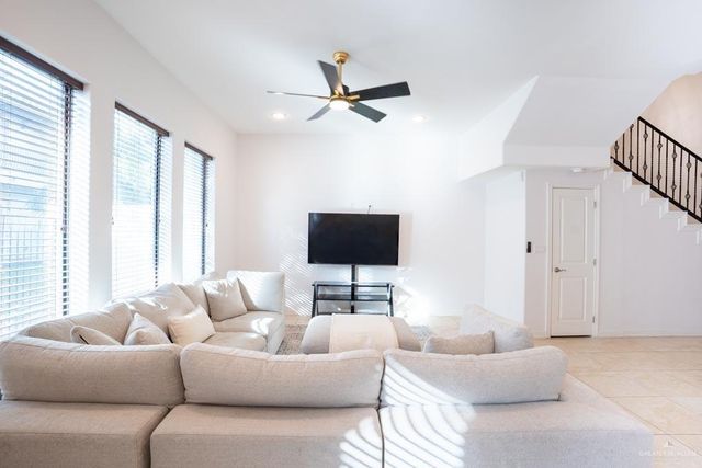 808 S 5th Street, Mcallen, TX 78501