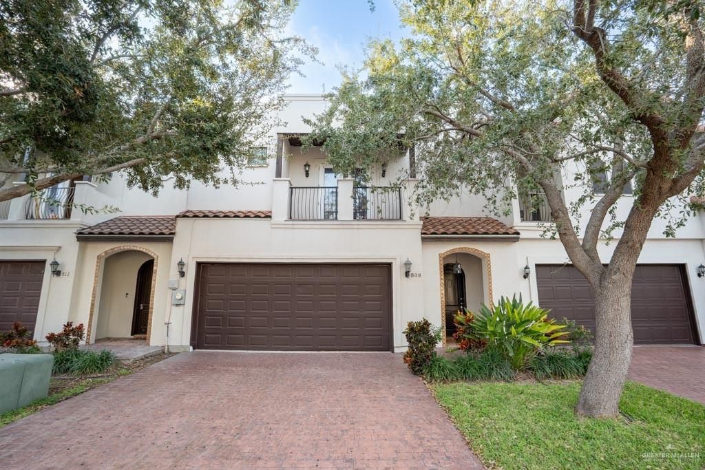 808 S 5th Street, Mcallen, TX 78501