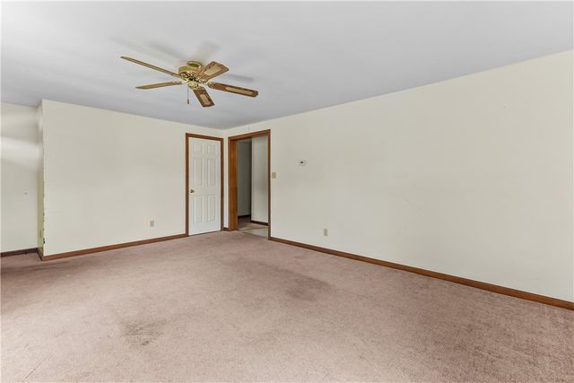 5 Saint Mary’s Way, Warren, RI 02885